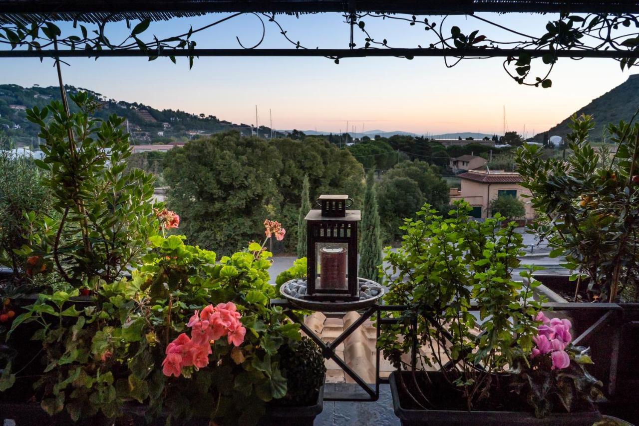 A Point Porto Ercole Resort & Spa Exterior foto